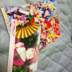 真姫ちゃんのポストカードと冊子です。のサムネイル