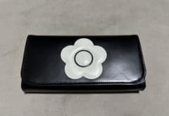 MARY QUANT マリークワント　長財布のサムネイル