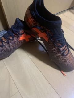 adidas サッカーシューズ スパイク オレンジ・ブラックのサムネイル