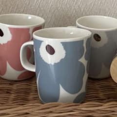 最終値下げ　マリメッコ　マグカップ3個セットのサムネイル
