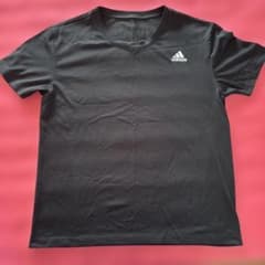 アディダスadidasTシャツブラックMのサムネイル
