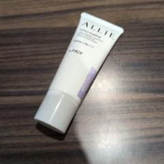 ALLIE クロノビューティカラーチューニングUV01 パープルのサムネイル