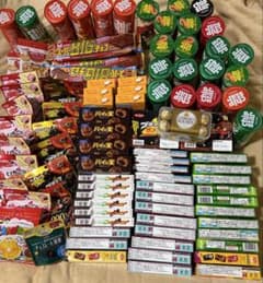 まとめ売り　お菓子の詰め合わせのサムネイル
