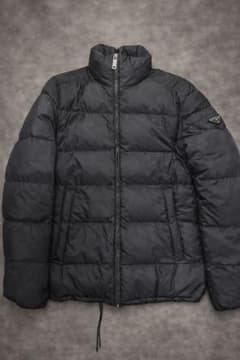 国内正規品】PRADA 三角ロゴ ダウンジャケット SGY091 サイズ46 - メルカリ