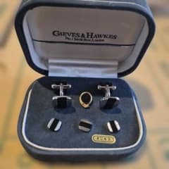 GIEVES & HAWKES カフス＆スタッドボタンセット オニキス - メルカリ