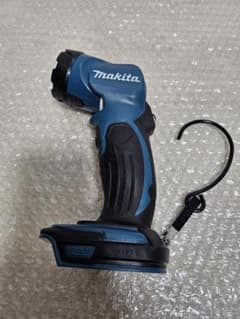 Makita DML815 コードレスフラッシュライト 本体のサムネイル