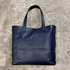 【極美品】バーニーズニューヨーク ハンドバッグ エンボスロゴ レザー ブラック PELLE MORBIDA＜ペッレ モルビダ＞バーニーズ ニューヨーク限定 レザー