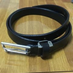 【無印良品】型押しレザー角バックル細帯調整式ベルトのサムネイル
