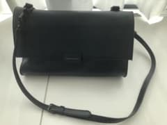 チャールズアンドキース　バッグのサムネイル