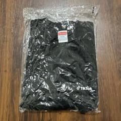 【未開封新品】非売品ノベルティTikTok ロゴ Tシャツ Lサイズ 黒のサムネイル
