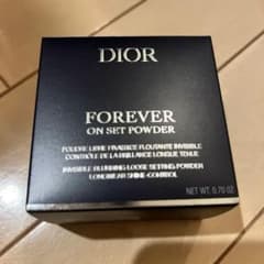 Dior 디올 포에버 온 세트 파우더 05