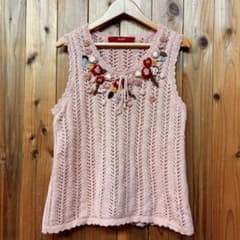 ピンクハウス✨モチーフ付ベスト✨ PINKHOUSE ピンクハウス 小花モチーフ付き コットンニットベスト