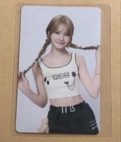 NiziU ニナ POP UP 1万円購入特典トレカのサムネイル