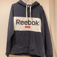 RINA様　専用　リーボック　パーカーのサムネイル