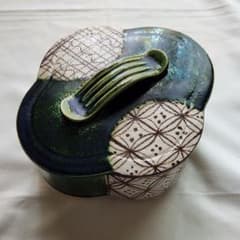 茶道具 美濃焼 織部木瓜喰篭(小)加藤景陶作 蓋つき 新品未使用 茶道具 美濃焼 織部木瓜喰篭(小)加藤景陶作 蓋つき 新品未使用