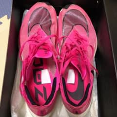 Nike Zoomx Vaporfly Next% ナイキ　ヴェイパーフライのサムネイル