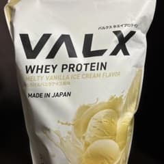 VALX ホエイプロテイン とろけるバニラアイス風味 840g 新品のサムネイル