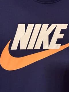 NIKE ネイビー ロゴ Tシャツのサムネイル