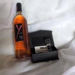 YOSHIKIワイン＆ディナーショーの記念品 クリスタルワインストッパー