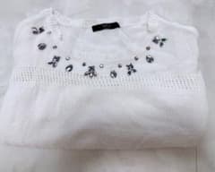 AZUL by moussy ビジュー付きホワイトニット　アズール　ニット　春服