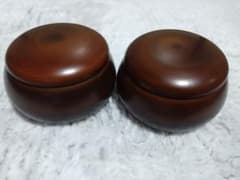 碁石】本蛤碁石、那智黒碁石 碁笥付き - メルカリ