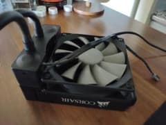 Corsair Hydro H45 Liquid CPU Coolerのサムネイル