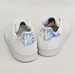 ☆週末限定価格！☆【新品未使用！】adidas×スタンスミス♪白スニーカーのサムネイル
