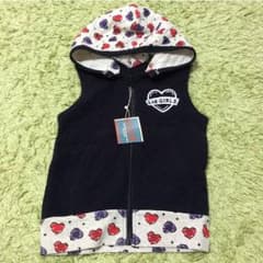 asu_ma♪様専用！新品＊eaB＊ベスト＊110のサムネイル
