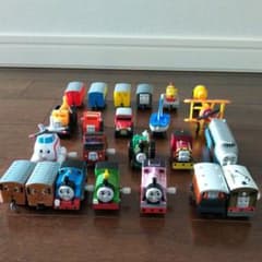 カプセルプラレール  トーマスのサムネイル