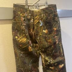最終値下げ！LOEWE ロエベ ジブリ ハウルの動く城 デニムパンツ - メルカリ