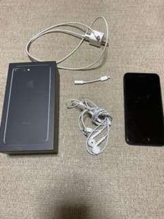 iPhone 7 Plus jet Black 128 GB SIMフリーのサムネイル