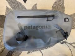 Patagonia ストームサージ スリング20Lのサムネイル