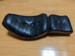 ハーレー４速フレーム純正シートのサムネイル