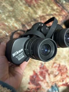 Nikon 8x-18x40 ズーム双眼鏡のサムネイル