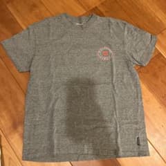 ビラボン　Tシャツ　Sサイズのサムネイル