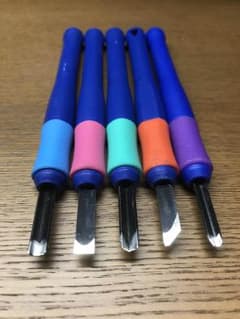 彫刻刀のサムネイル