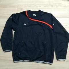 お値下げ可能！ NIKEトレーニングウェアセットのサムネイル