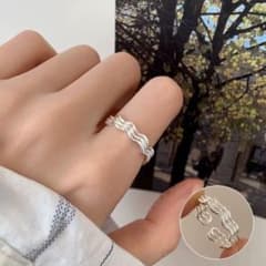 S925 リング ウェーブ s925刻印 ウェーブデザインリング シルバーカラー 重ね付け風 - メルカリ