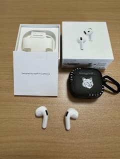Apple AirPods 4 アクティブノイズキャンセリング搭載モデルのサムネイル