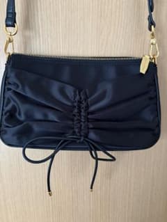 CHARLES & KEITH ショルダーバッグ ブラック