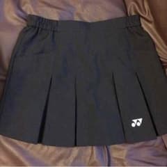 最終SALE✨ヨネックス♡スコートのサムネイル