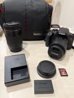 Canon EOS kiss x8i ダブルレンズ デジタル一眼レフ 特典付きのサムネイル