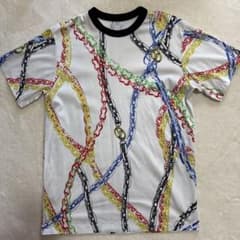 カラフルチェーン柄 Tシャツ カラフルチェーン柄 Tシャツ - メルカリ