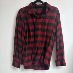 UNIQLO ネルシャツ チェック 赤黒 Mのサムネイル