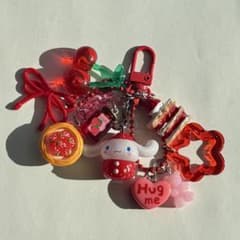 いちごさま専用♡じゃらじゃらキーホルダー いちごさま専用♡じゃらじゃらキーホルダー - メルカリ