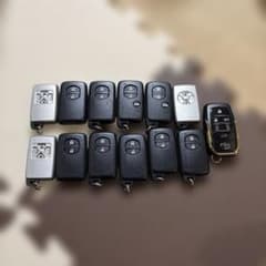 トヨタ　スマートキー　ジャンクセット　E トヨタ スマートキー ジャンクセット C - メルカリ