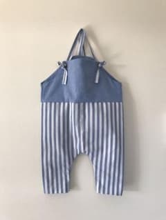 サロペットとパンツ2点のサムネイル