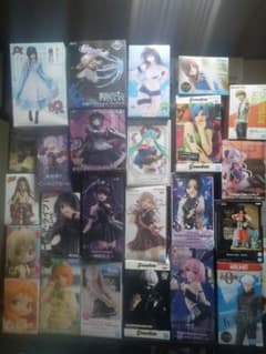 24体 未開封アニメ・ゲームフィギュアコレクションのサムネイル
