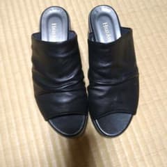 HILLS AVENUE サンダル ブラック 厚底 ミュールのサムネイル