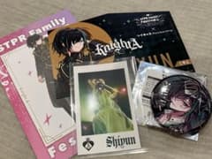 STPR 騎士X しゆん 武道館 缶バッジ チェキのサムネイル